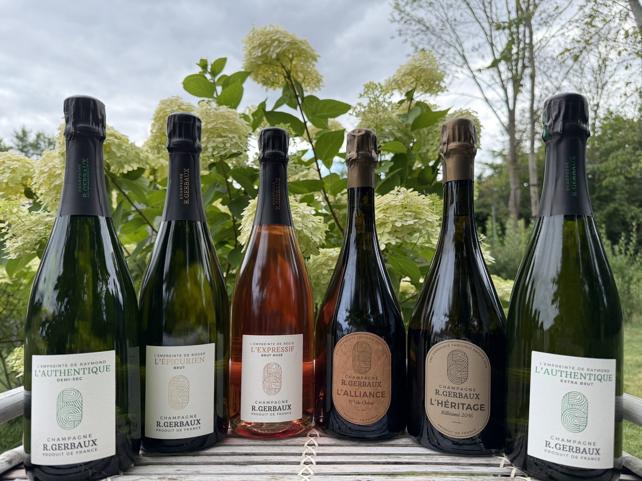 Champagne Smagekasse med 6 flasker fra R. Gerbaux – en eksklusiv samling af champagner fra Frankrig.
